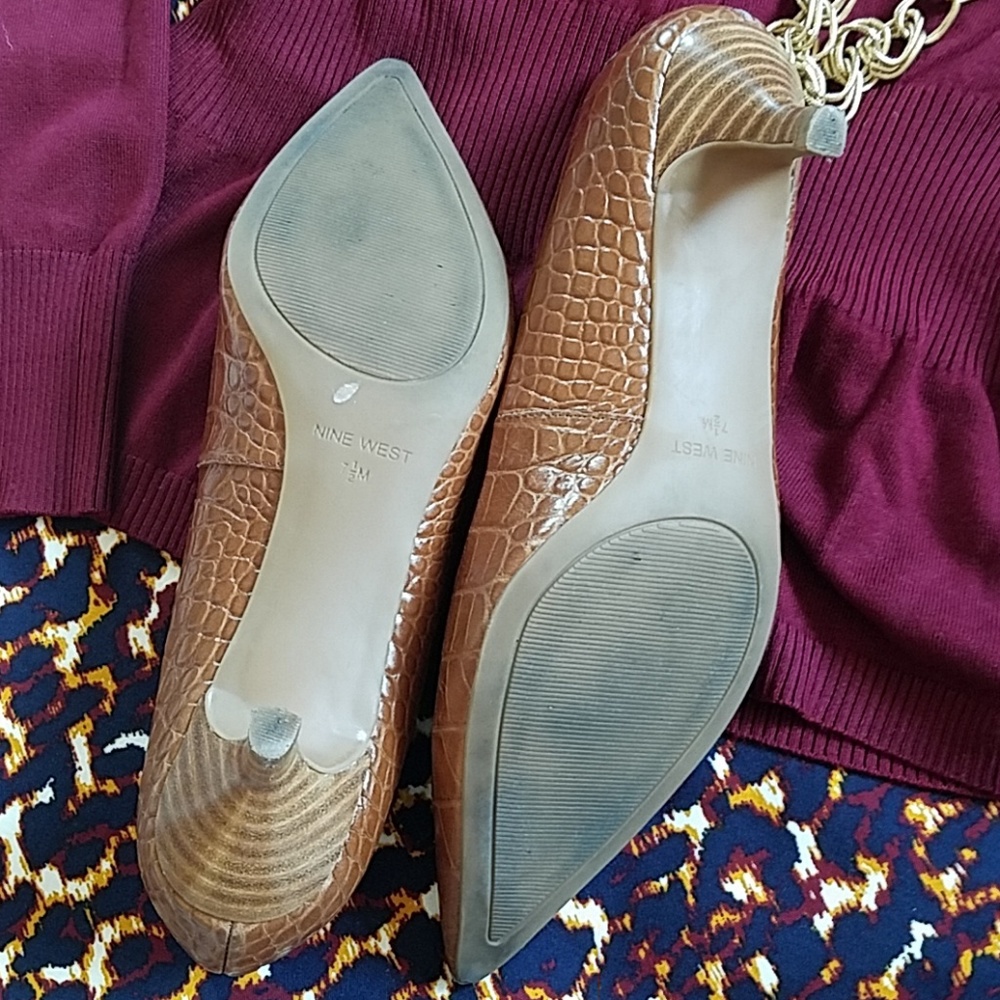 Nine West Kitten Heels - Picture 5 of 8